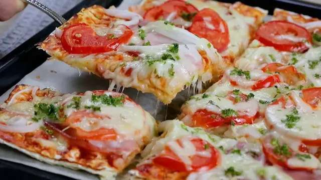 Быстрая пицца из лаваша