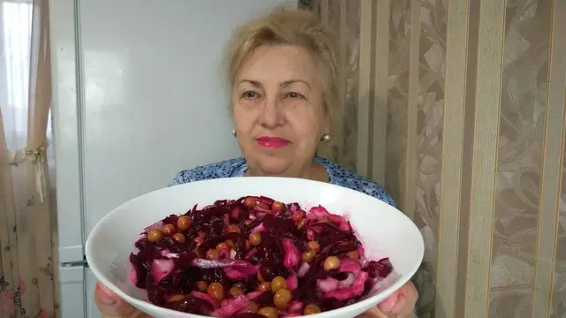 Полезный салат из свеклы