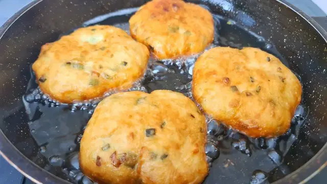 Картофельные лепёшки на сковородке 