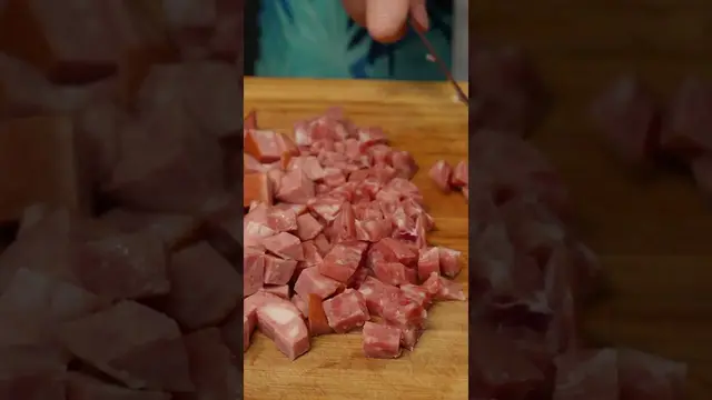 Вкусный суп Солянка