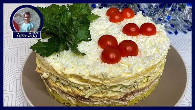 вкусный и легкий слоеный салат с тунцом на Новый год