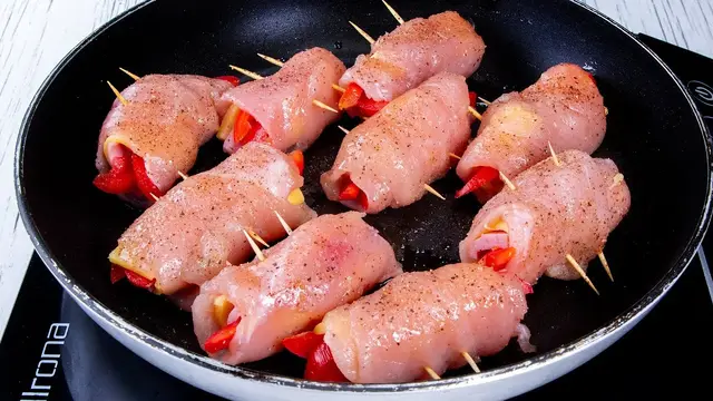 Вкусная куриная грудка в духовке