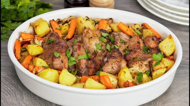 Свинина с овощами