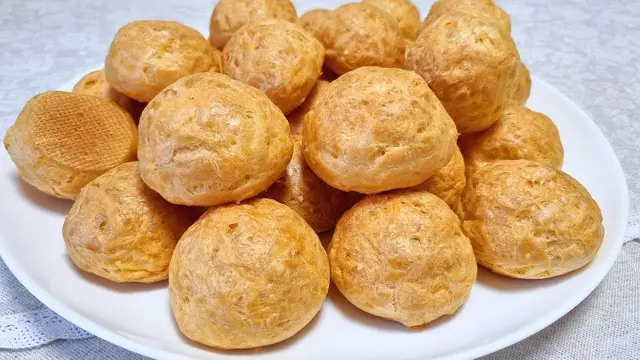 Заварные сырные булочки к чаю