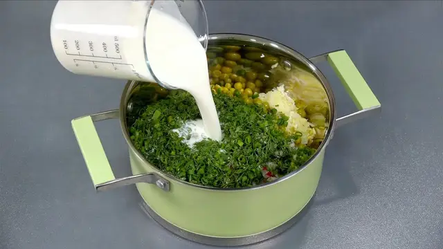 Овощная окрошка