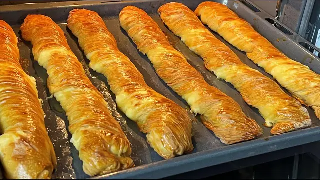 Вкусный рулет с сыром