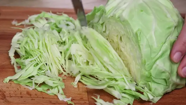 Оригинальный салат из капусты