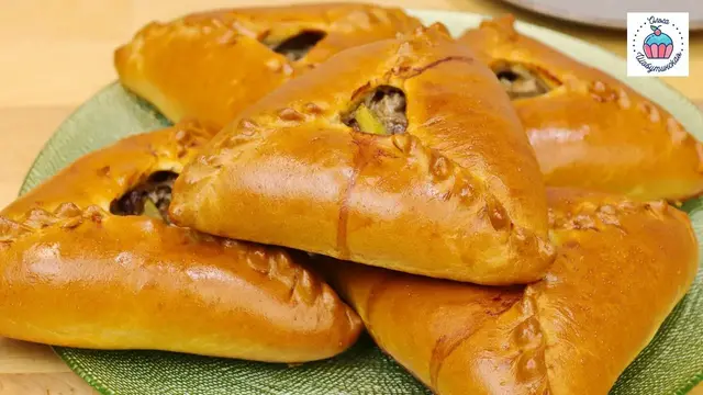 Пироги с картошкой и мясом 