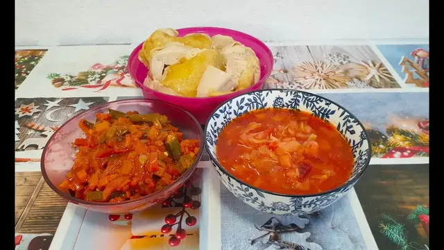 Борщ и бамия с овощами под соусом