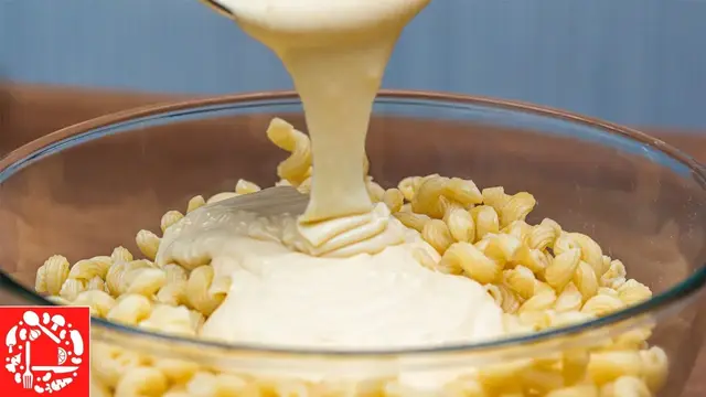 Макароны в сырном соусе