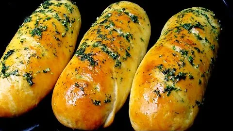 Воздушный домашний чесночный хлеб 