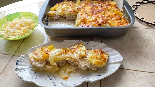Картошка с мясом в духовке