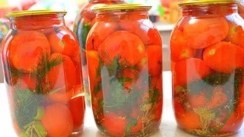 Вкусные и ароматные помидоры на зиму