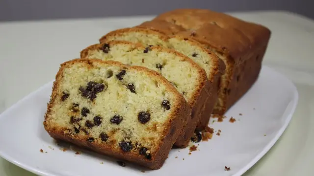 Популярный советский кекс с изюмом