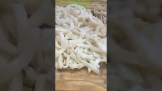 Праздничный салат с кальмаран