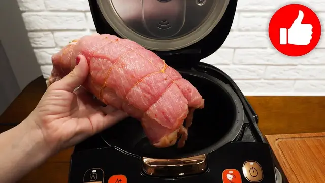 Рулет из свинины в мультиварке 