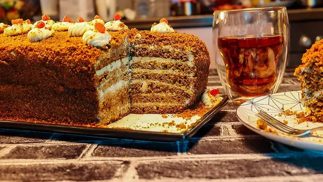 Ленивый Медовик без раскатки коржей 