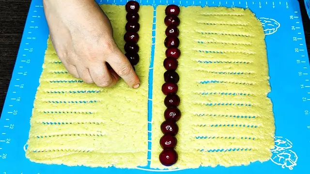 Вкусный вишневый пирог