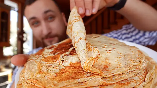 Веганские тонкие блинчики на скорую руку