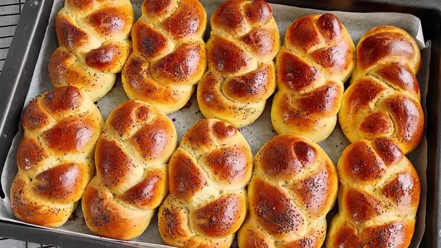 Сдобные домашние булочки