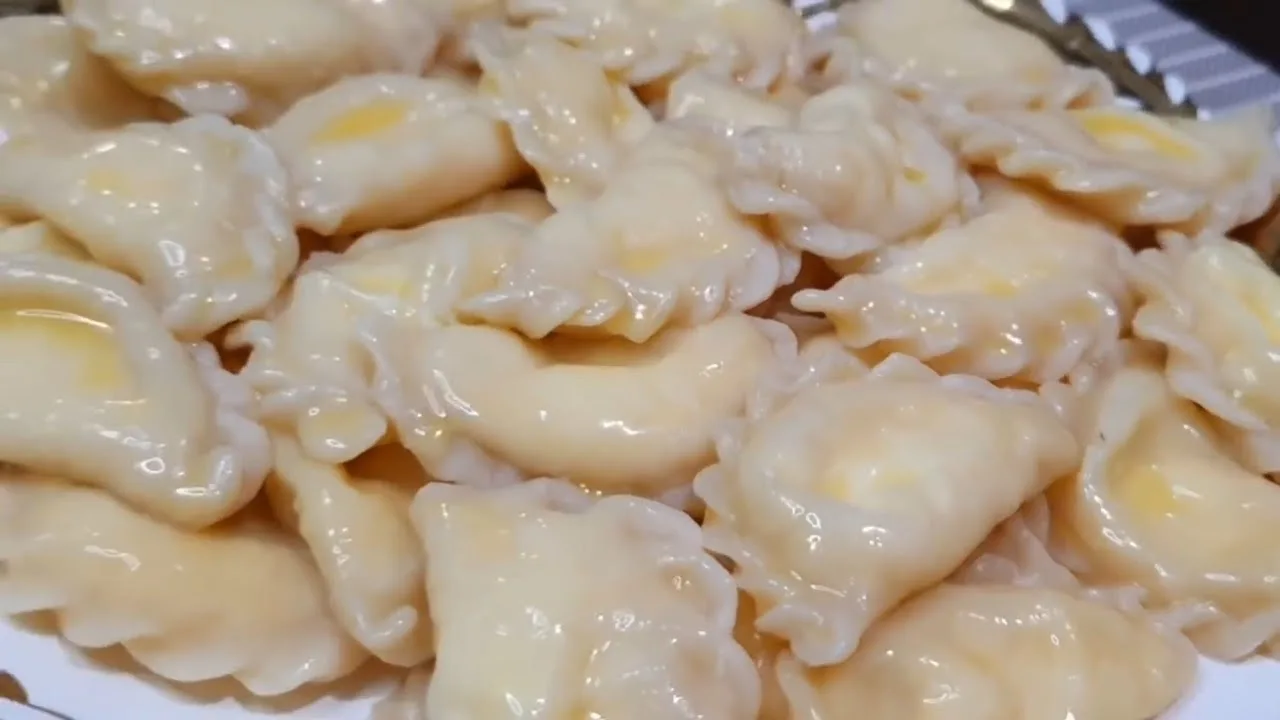 Вкусные вареники с творогом