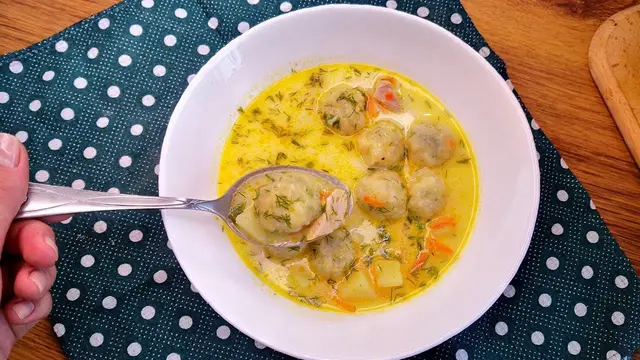 Суп с сырными шариками