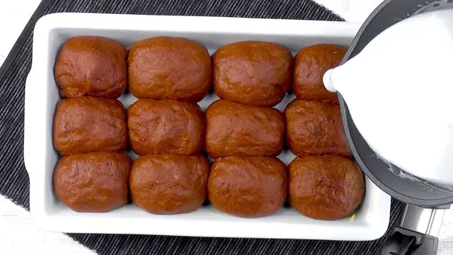 Шоколадные булочки с шоколадно-кокосовой начинкой 