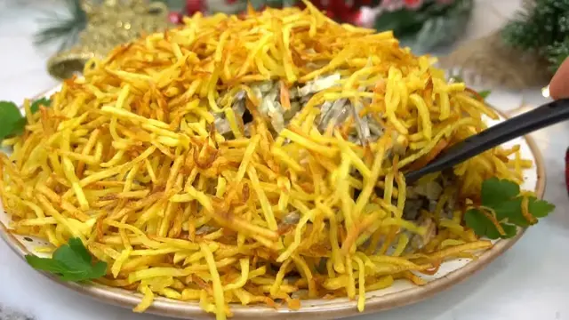 Праздничный салат с говяжьей печенью