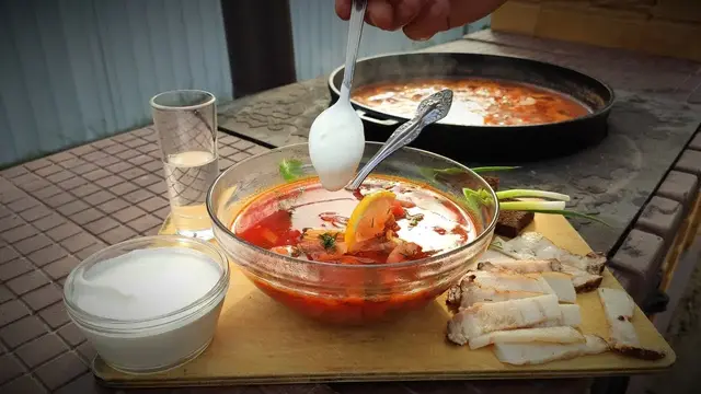 Самый вкусный борщ в казане