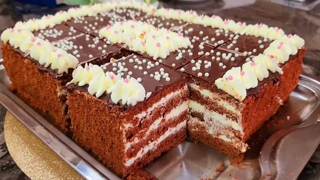 Вкусный шоколадный торт