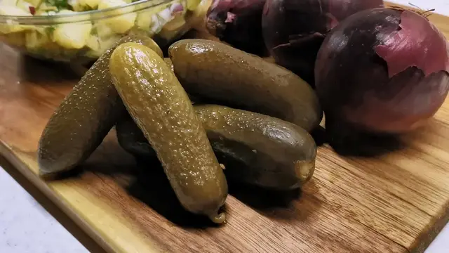 Закуска из огурцов с картошкой