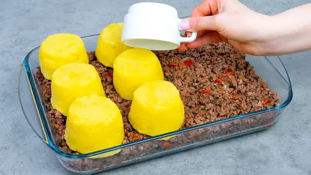 Простой и вкусный говяжий фарш с овощами и сыром чеддер