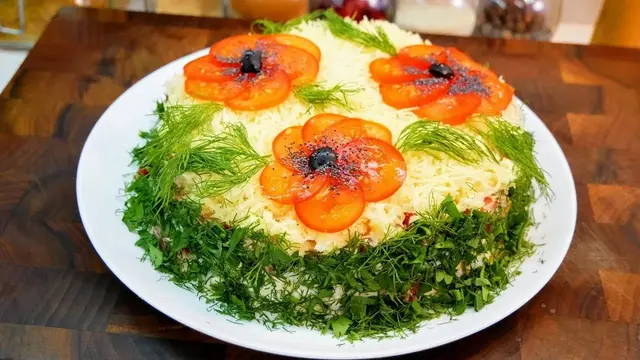 Красивый праздничный салат