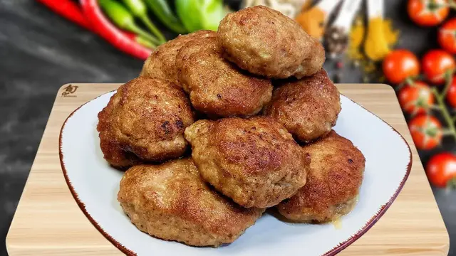 Сочные котлеты из чёрного хлеба