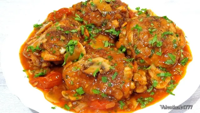 Куриные бедра на сковороде