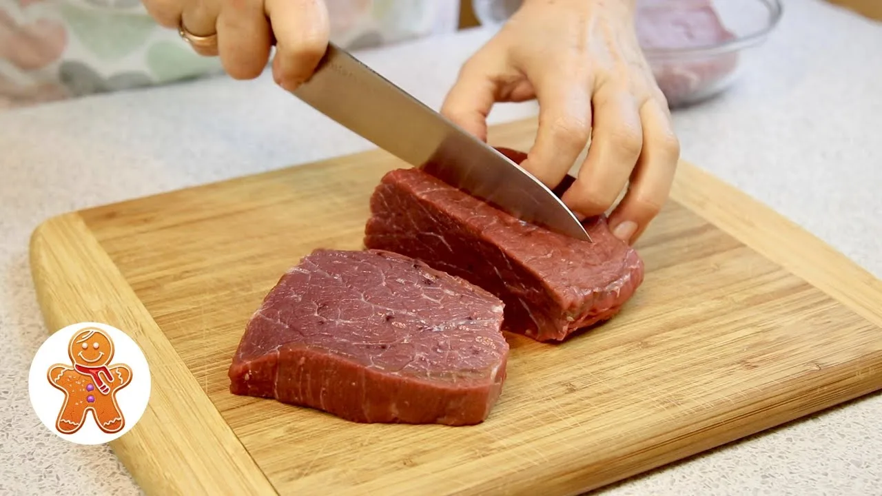 Отбивные из трёх видов мяса с начинкой