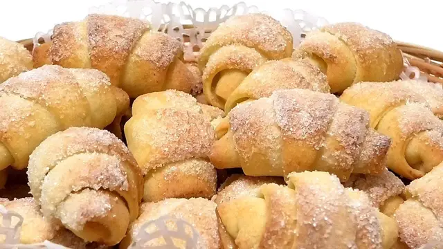 Рогалики на творожном тесте