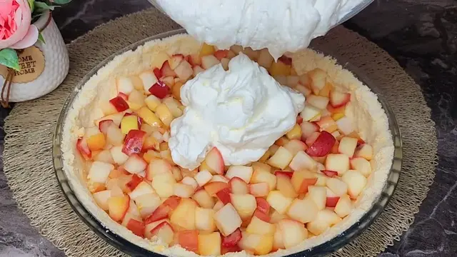 Воздушный яблочный пирог
