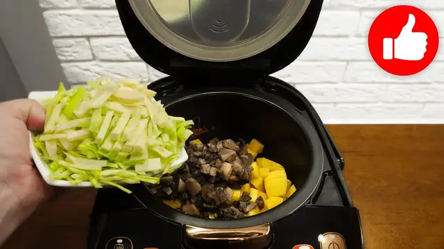 Картошка с овощами в мультиварке