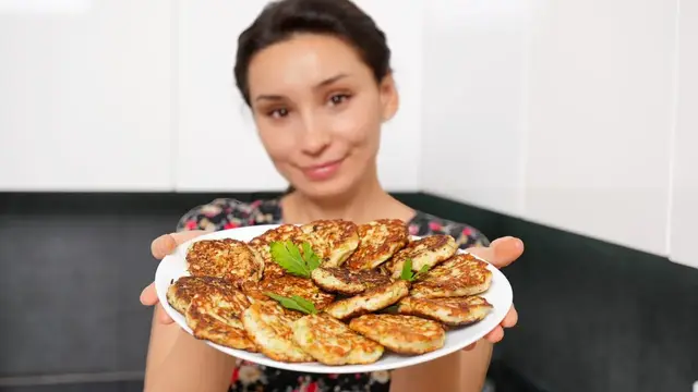 Котлеты из куриного филе и кабачка
