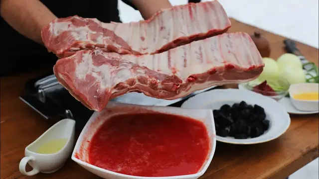 Свиные рёбрышки в особом соусе