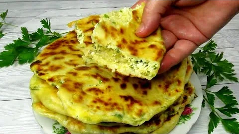 Лепешки с творогом и сыром