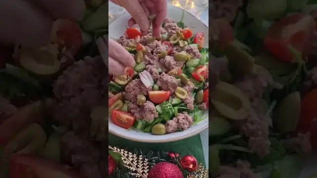 Вкусный и полезный салат с тунцом