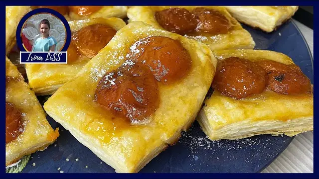 Быстрые пирожные с марципаном и абрикосами
