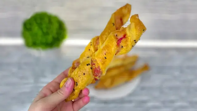 Сырные палочки с беконом