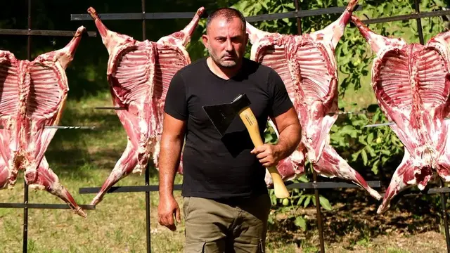 Мясо жареное на костре 
