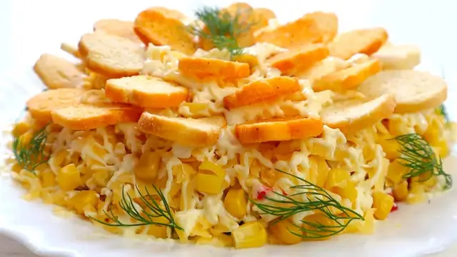 Вкусный, быстрый крабовый салат