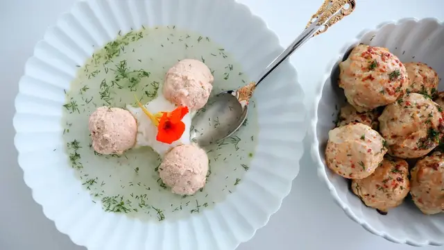 Суп с рыбными фрикадельками