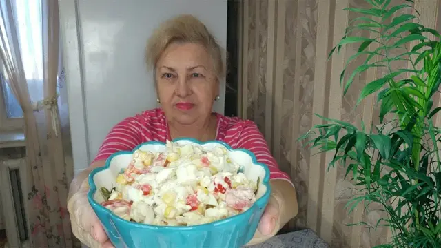 Салат с рыбой на новогодний стол