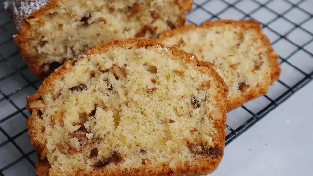Ореховый кекс с шоколадом
